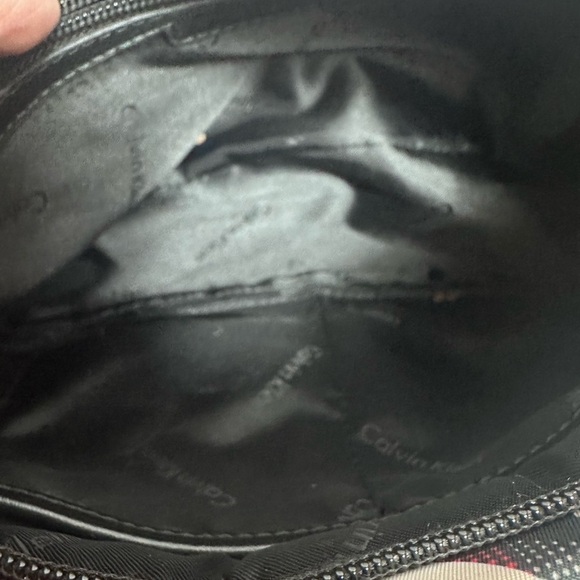 Calvin Klein colorful print bag with gold chain strap - Picture 9 of 10